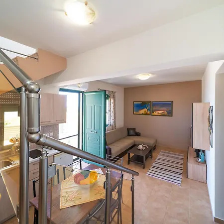 Vakantiehuis Mare Blu 1 On The *