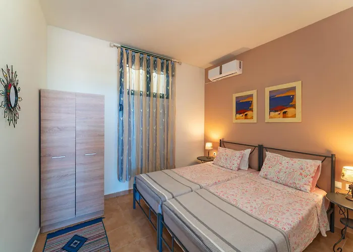 Mare Blu 1 On The * غينادي